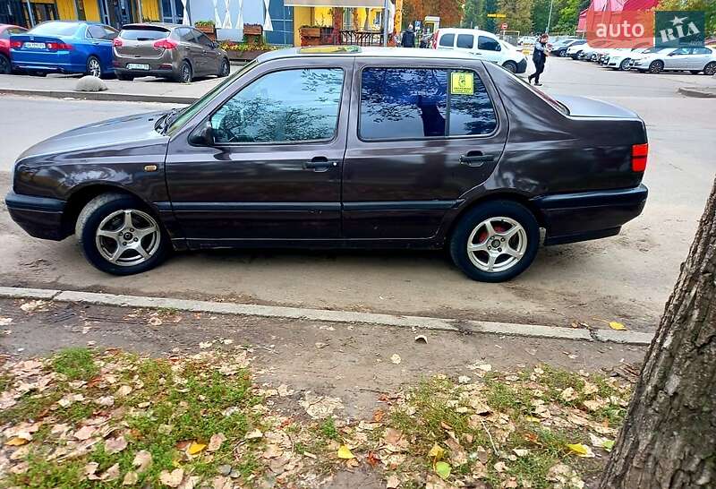 Volkswagen Vento 1993