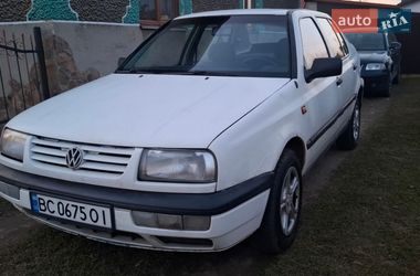 Седан Volkswagen Vento 1993 в Стрые