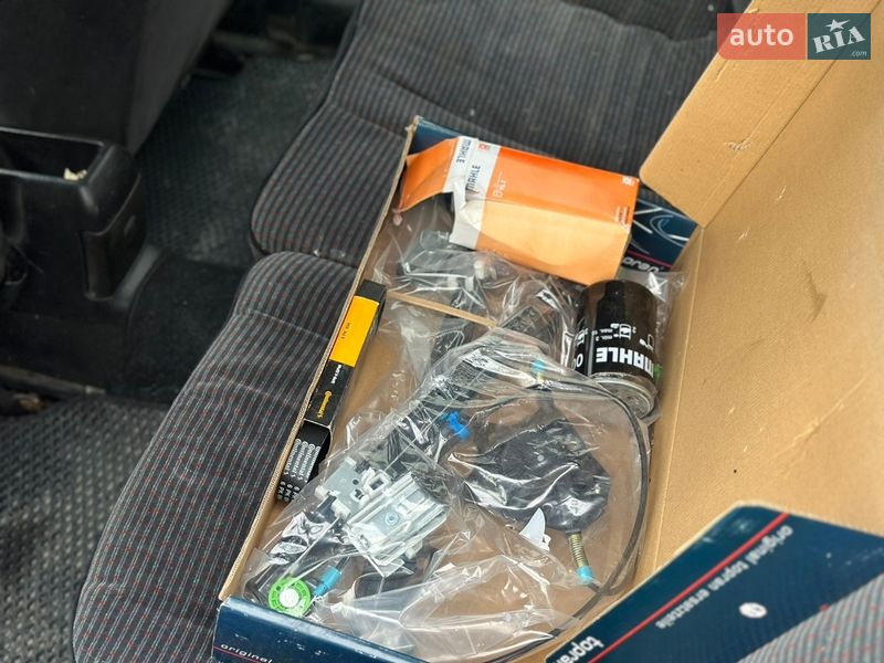 Седан Volkswagen Vento 1993 в Черновцах