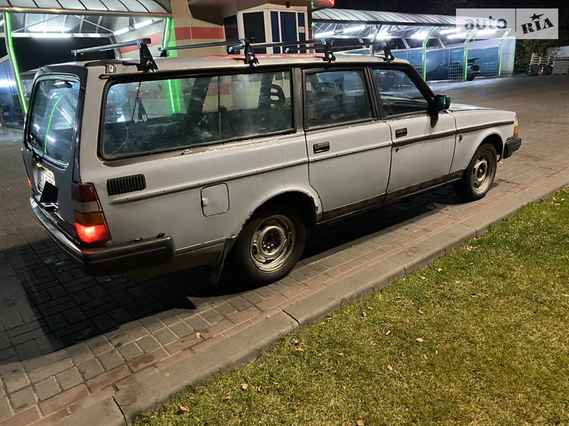 Універсал Volvo 240 1986 в Києві