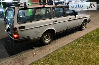 Універсал Volvo 240 1986 в Києві