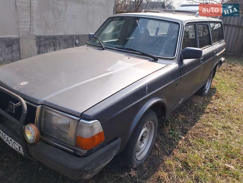 Універсал Volvo 240 1986 в Конотопі