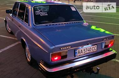 Седан Volvo 244 1978 в Киеве