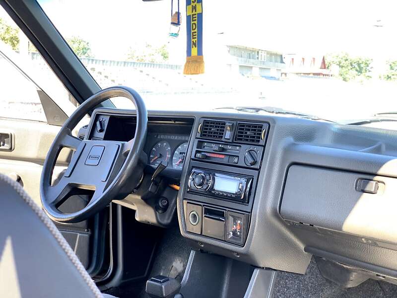 Купе Volvo 340 1986 в Березані
