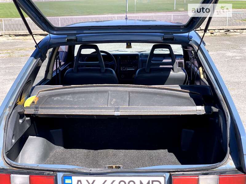 Купе Volvo 340 1986 в Березані