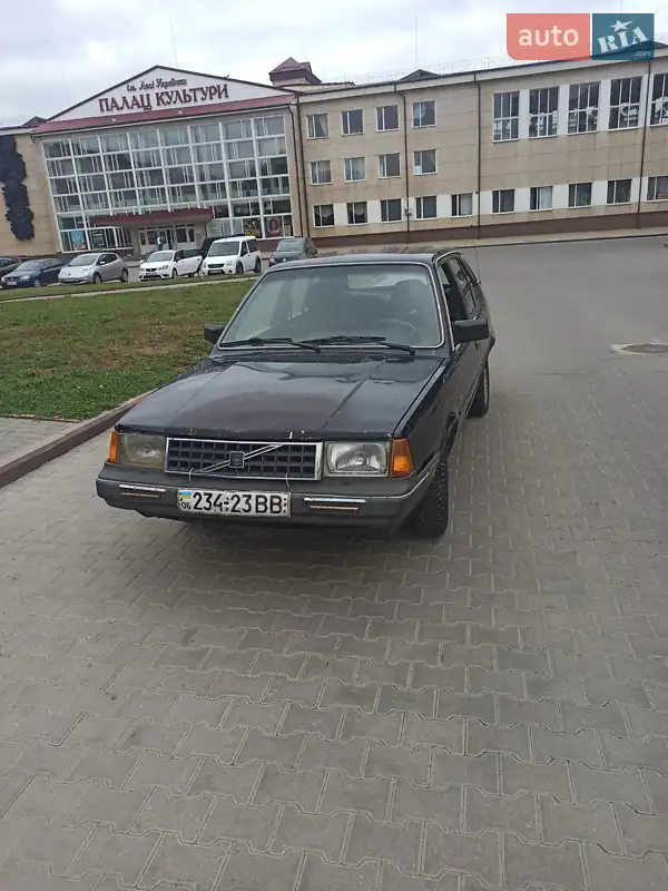 Volvo 340 1987