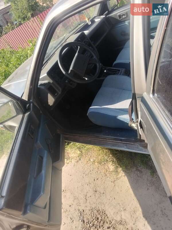 Volvo 340 1986