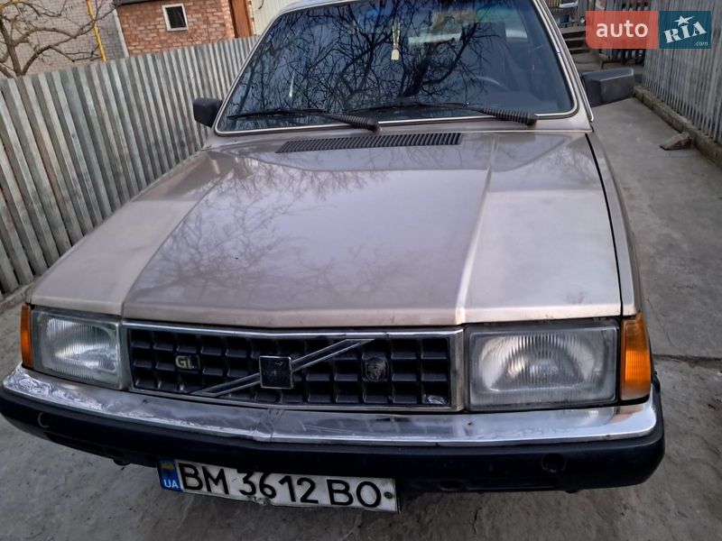 Хетчбек Volvo 340 1987 в Ромнах