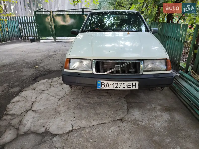 Volvo 440 1989