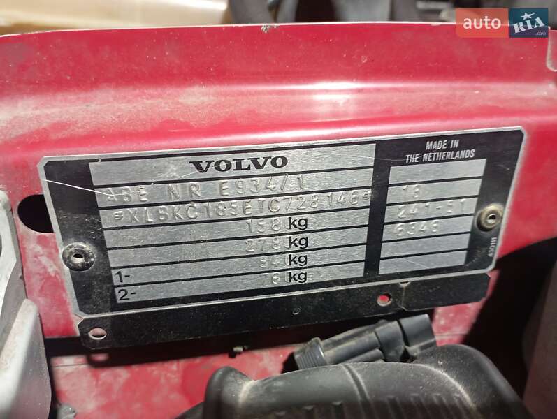 Хетчбек Volvo 440 1996 в Києві