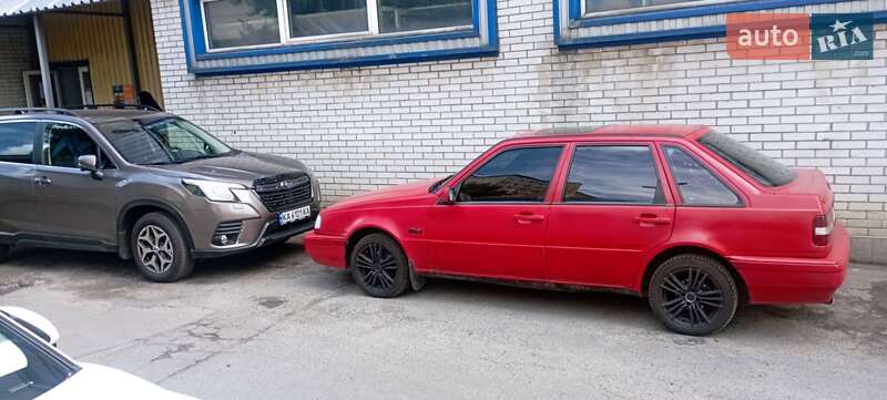 Хетчбек Volvo 440 1996 в Києві