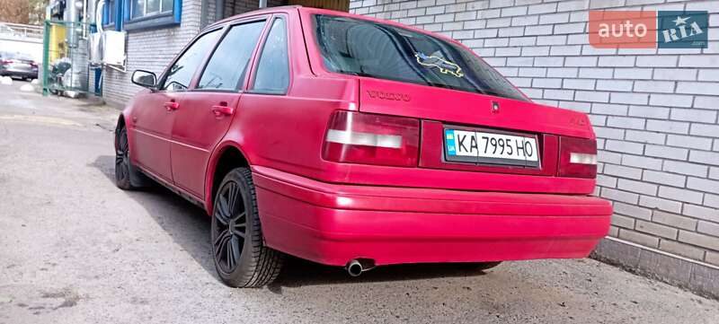 Хетчбек Volvo 440 1996 в Києві