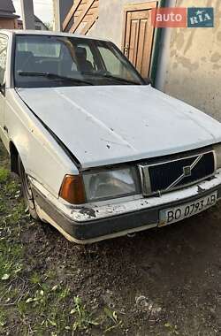 Хэтчбек Volvo 440 1988 в Ратным