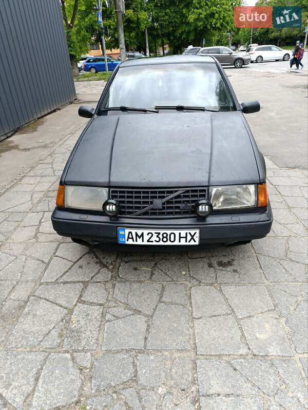 Volvo 440 1989