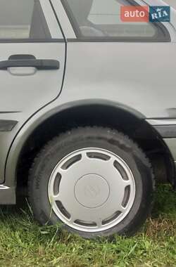 Хэтчбек Volvo 440 1989 в 