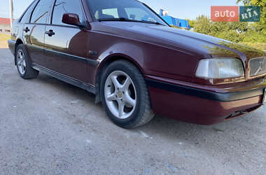 Хэтчбек Volvo 440 1989 в Казатине