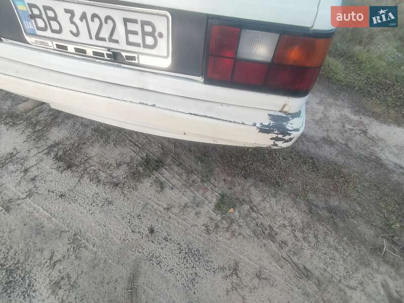 Хэтчбек Volvo 440 1992 в Камне-Каширском