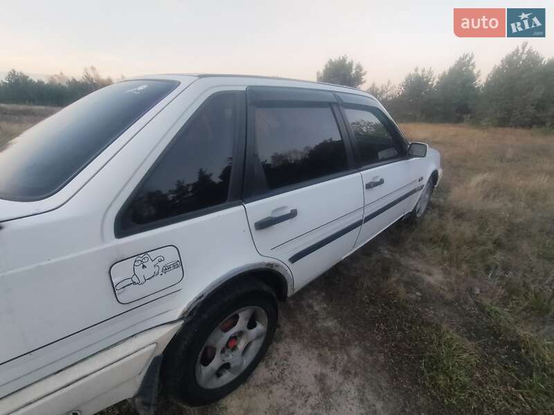 Хэтчбек Volvo 440 1992 в Камне-Каширском