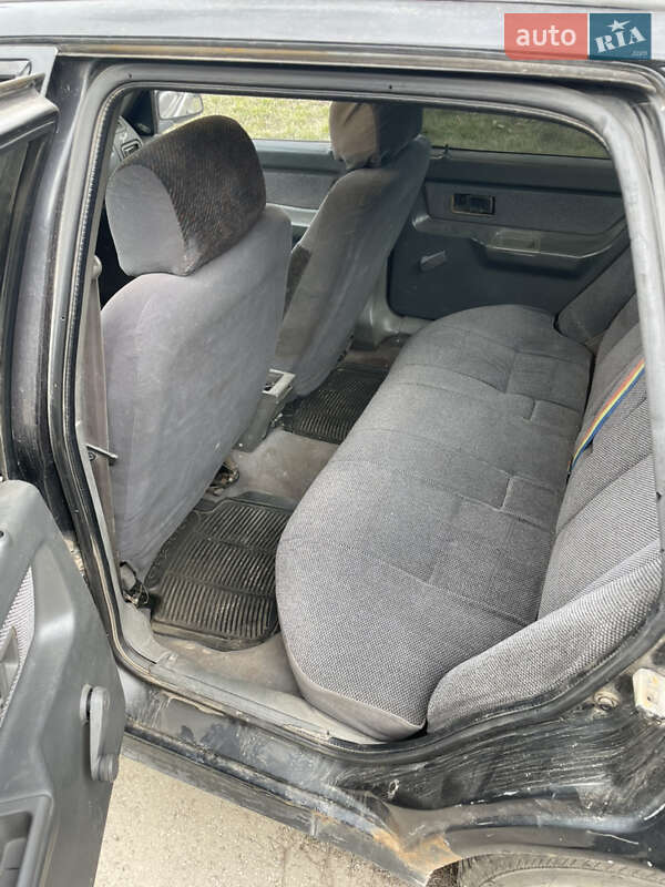 Хэтчбек Volvo 440 1989 в Знаменке