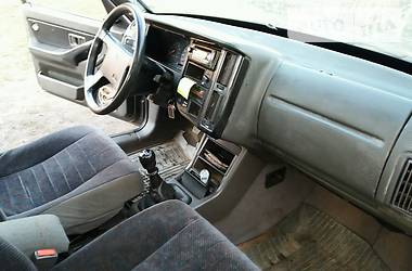 Седан Volvo 460 1990 в Ромнах