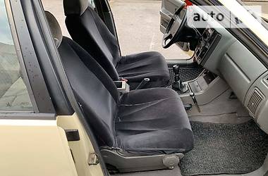 Седан Volvo 460 1992 в 