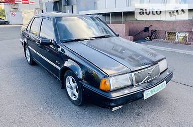 Седан Volvo 460 1990 в Кривому Розі