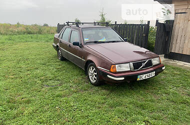 Седан Volvo 460 1992 в Радехове