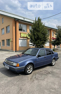 Седан Volvo 460 1992 в Василькове