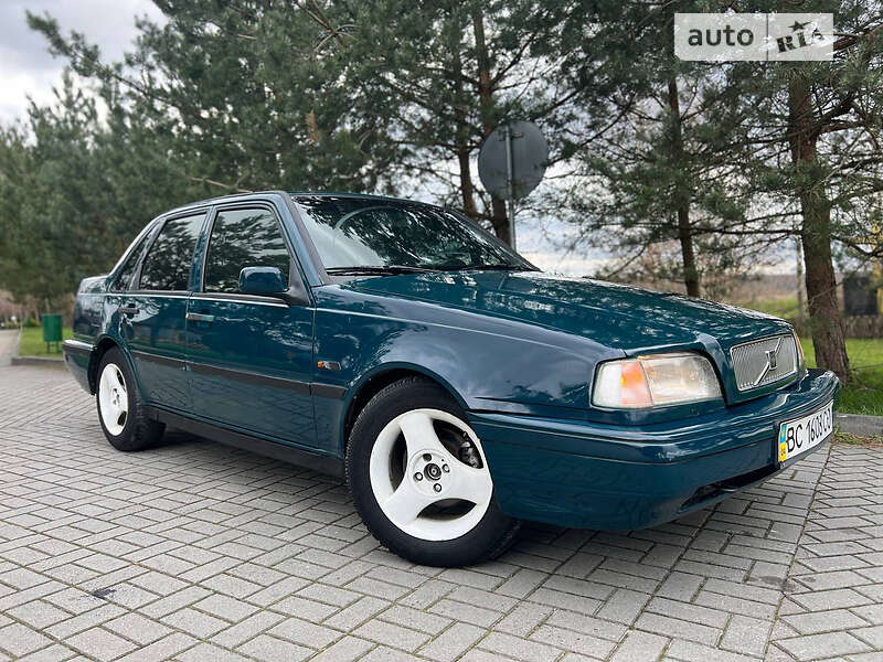 Седан Volvo 460 1996 в Дрогобичі