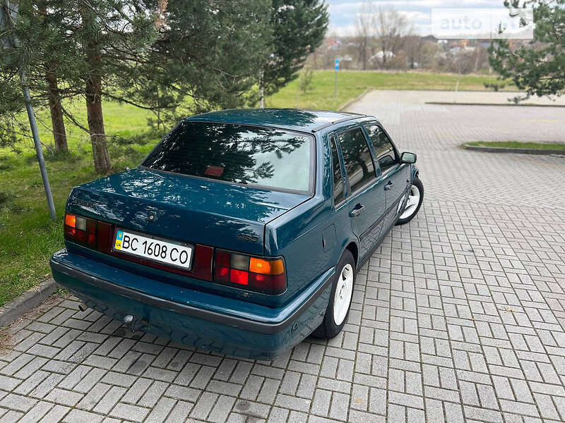 Седан Volvo 460 1996 в Дрогобичі