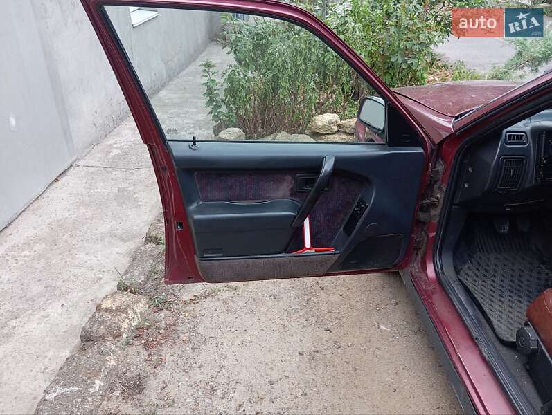 Седан Volvo 460 1996 в Одессе