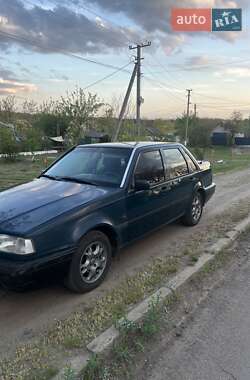 Седан Volvo 460 1995 в Голованівську