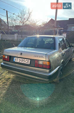 Седан Volvo 460 1991 в 