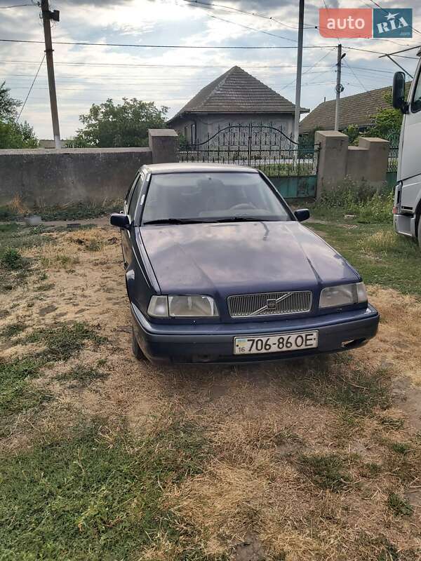 Седан Volvo 460 1996 в Сарате