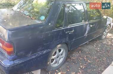 Седан Volvo 460 1995 в Бердичеве