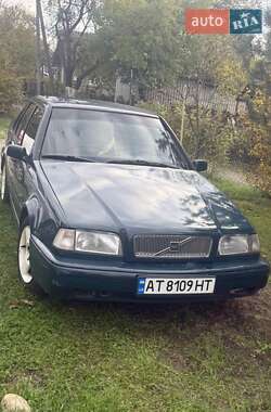 Седан Volvo 460 1996 в 