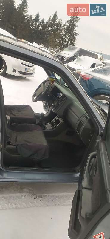 Седан Volvo 460 1993 в Бережанах