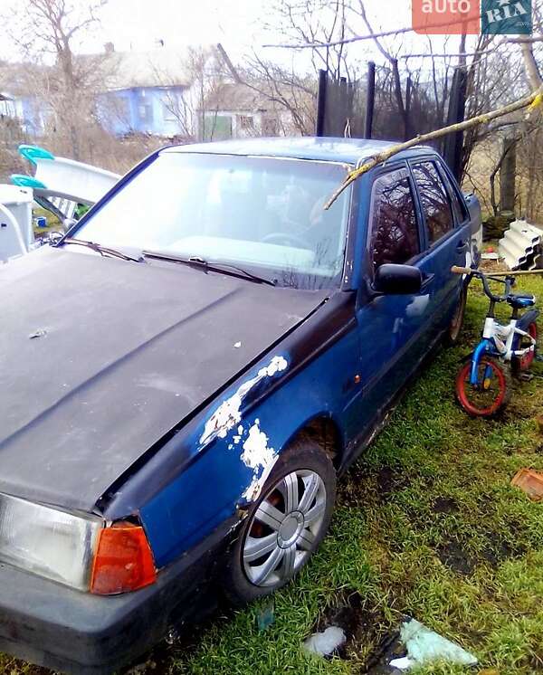 Седан Volvo 460 1993 в Березівці