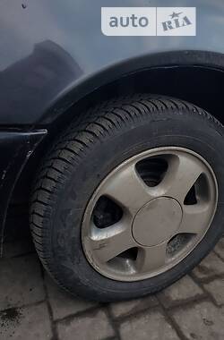 Купе Volvo 480 1987 в 