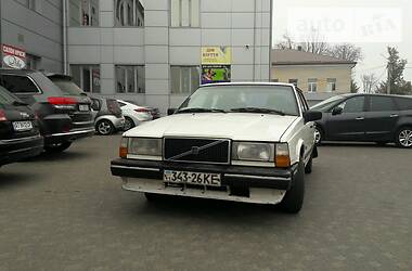Седан Volvo 740 1989 в Василькове