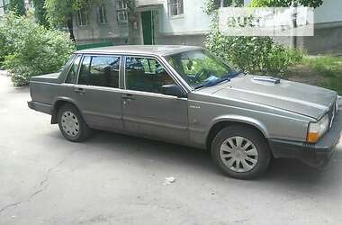 Седан Volvo 740 1986 в Первомайске