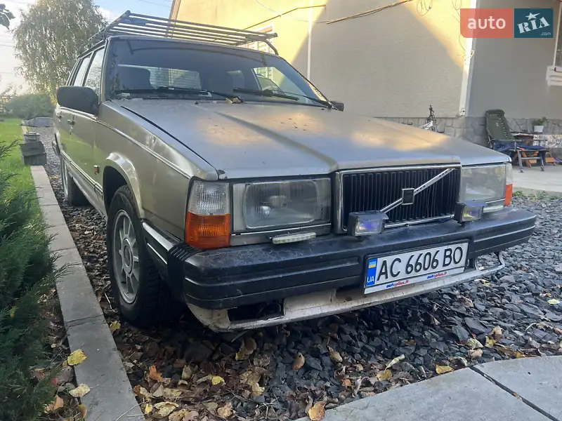 Volvo 740 1987