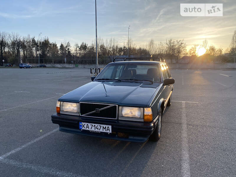 Седан Volvo 740 1986 в Киеве