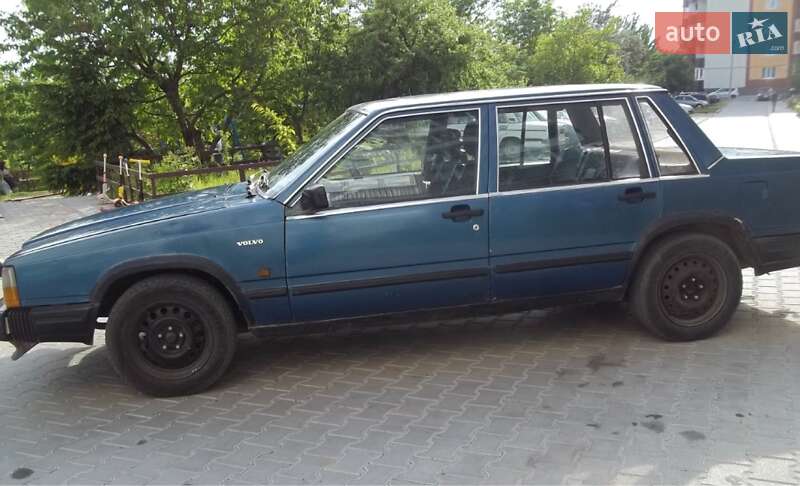 Седан Volvo 740 1985 в Тернополі