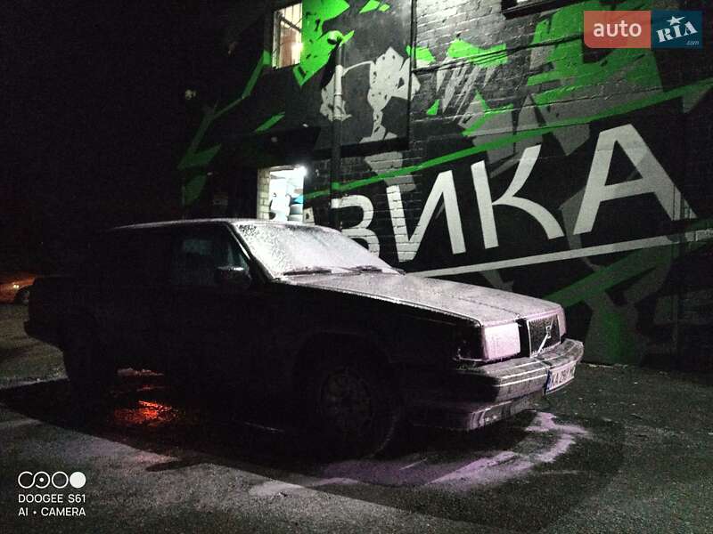 Седан Volvo 740 1989 в Києві