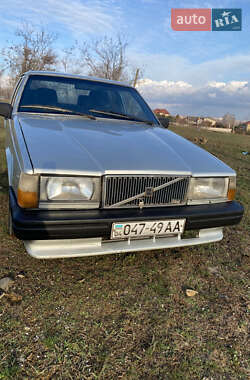 Седан Volvo 740 1985 в Кривом Роге