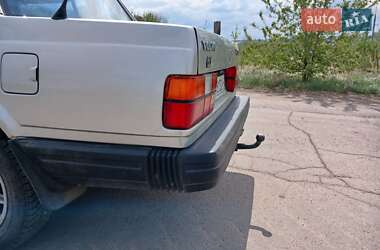 Седан Volvo 740 1984 в 
