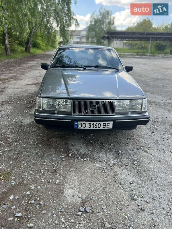 Volvo 740 1990