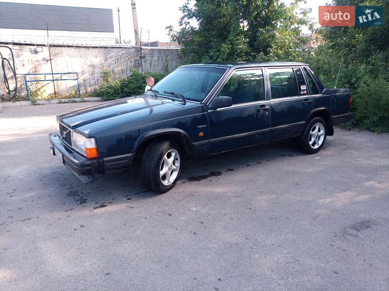Volvo 740 1989