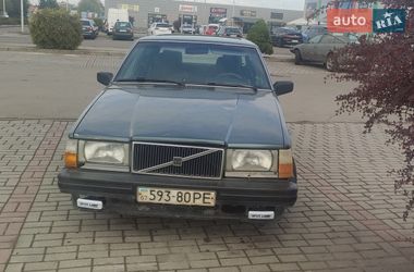 Седан Volvo 740 1988 в Ужгороді